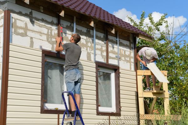 Cost of Handyman Siding Repair in Racine