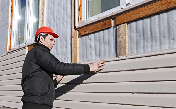 Cost of Vinyl Cladding Repair in Racine